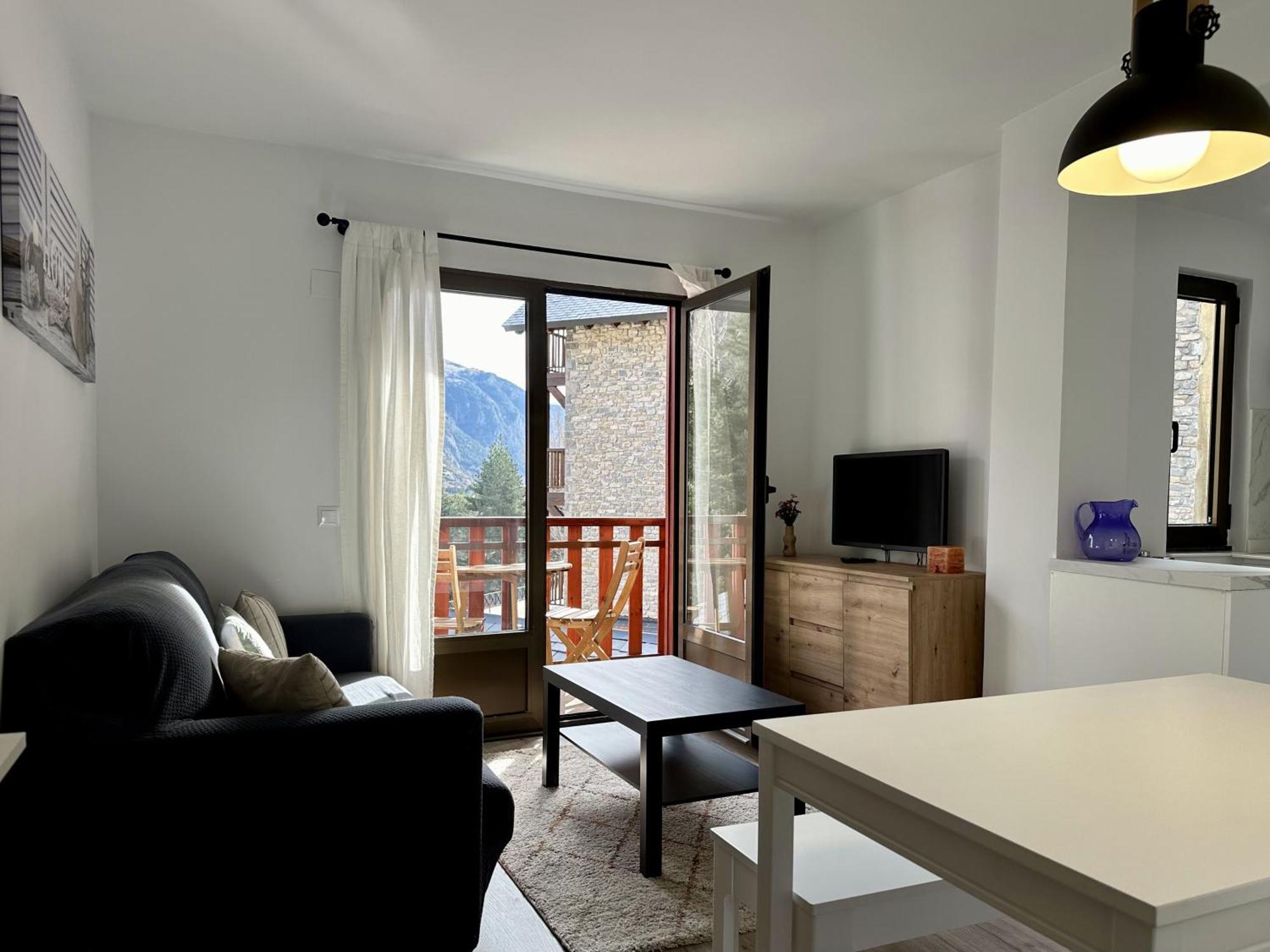 Apartamento Tebarray ☆ Increibles Vistas, Terraza Y Garaje - Pirineos360 Sallent de Gállego Exterior foto